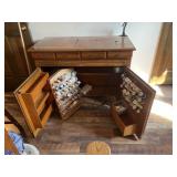 Sewing desk w sewing machine & extra supplies
