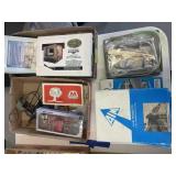 4 lots of assorted train iyems
