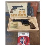 Vintage Daisy Six Gun BB 12 Shot Repeater in box