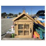 Wooden sharing library
