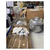 Crystal prism lamp, snack set, ice bucket, more