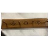 Longaberger 4 Peg Wooden Hanging Rack
