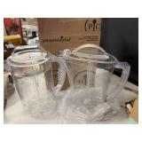 2 Pampered Chef Quick Stir Pitchers Gallon & 1/2ga