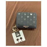 Hot Topic Loungefly Disney Wallett