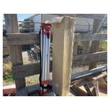 Momentum aluminum momentum laser stand
