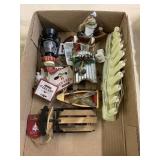 4 lots of various Christmas items