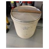 10 gl crock with lid