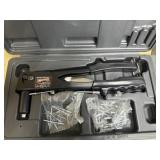 Arrow beans rivet tool