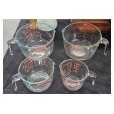 4x Pyrex/Anchor Hocking Measuring Cups