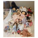 Cabbage Patch Dolls, stuffed animals,  20 pieces