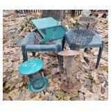 Bird feeders & 2 stools