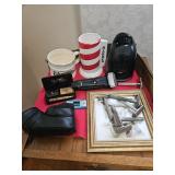 Razors & shaving decor