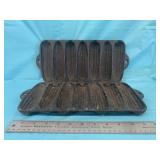 2 Vintage Cast Iron Cornbread Pans
