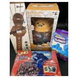 Elvis Uno card game, Karaoke Microphone, t