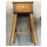 Vtg wooden nightstand