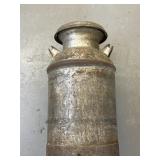 Vtg 10 gallon steel milk can