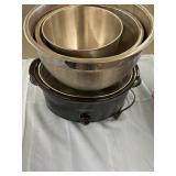 3pc mixing bowls and crock pot
