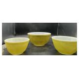 3 Vtg Pyrex Mixing Bowls