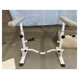 Adjustable toilet seat bars