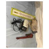 Black &decor tool and gloves