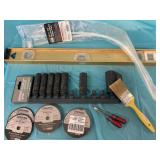 Socket set, masonry cutting wheels, level, cable