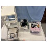 Storage container of fabric remnants