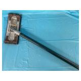 Dry wall pole sander