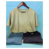 3 Plain sz XLg T-shirts
