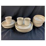 18 Piece Noritake Stoneware Dinner Ware