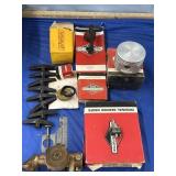 Carburetor, switches pistons all NOS