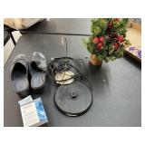 Shoes & mini Christmas tree