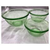 Vintage Uranium Glassware Bowl Set 3