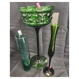 Vtg green glass/ vtg green glass bud vase / Hand