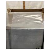 600 square ft of 4 mil polyethylene sheeting