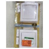 2 wireless doorbells