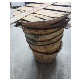 5 Vtg Apple Baskets & lids