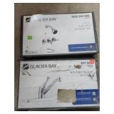 GLACIER Bay tub and shower kit/ GLACIER Bay