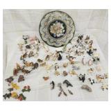 Vtg Embossed Daher candy tin/ Bone china/japan