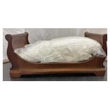 Muffy Vanderbear wear bed