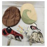 Gulf Tees Gloves / Vtg  Golf Caps