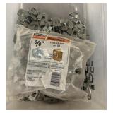 Plywood sheathing clips