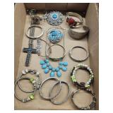 Vtg. Jewelry/ Vtg. Bracelets