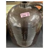 Brown stoneware 3 gallon beehive jug