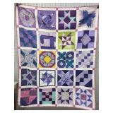 Vtg Handmade quilt 5