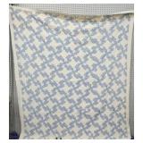 Vtg Handmade quilt  5