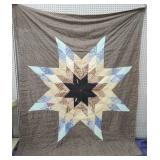 Vtg Handmade quilt 5