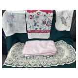 Vtg runners and table cloths