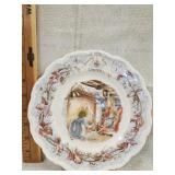 Royal Doulton Brambly Hedge Winter plate