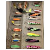 Vtg Fishing lures