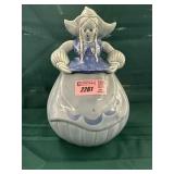 "Katrina Dutch girl" by redwing pottery